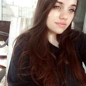 Meet your Posher, Amber